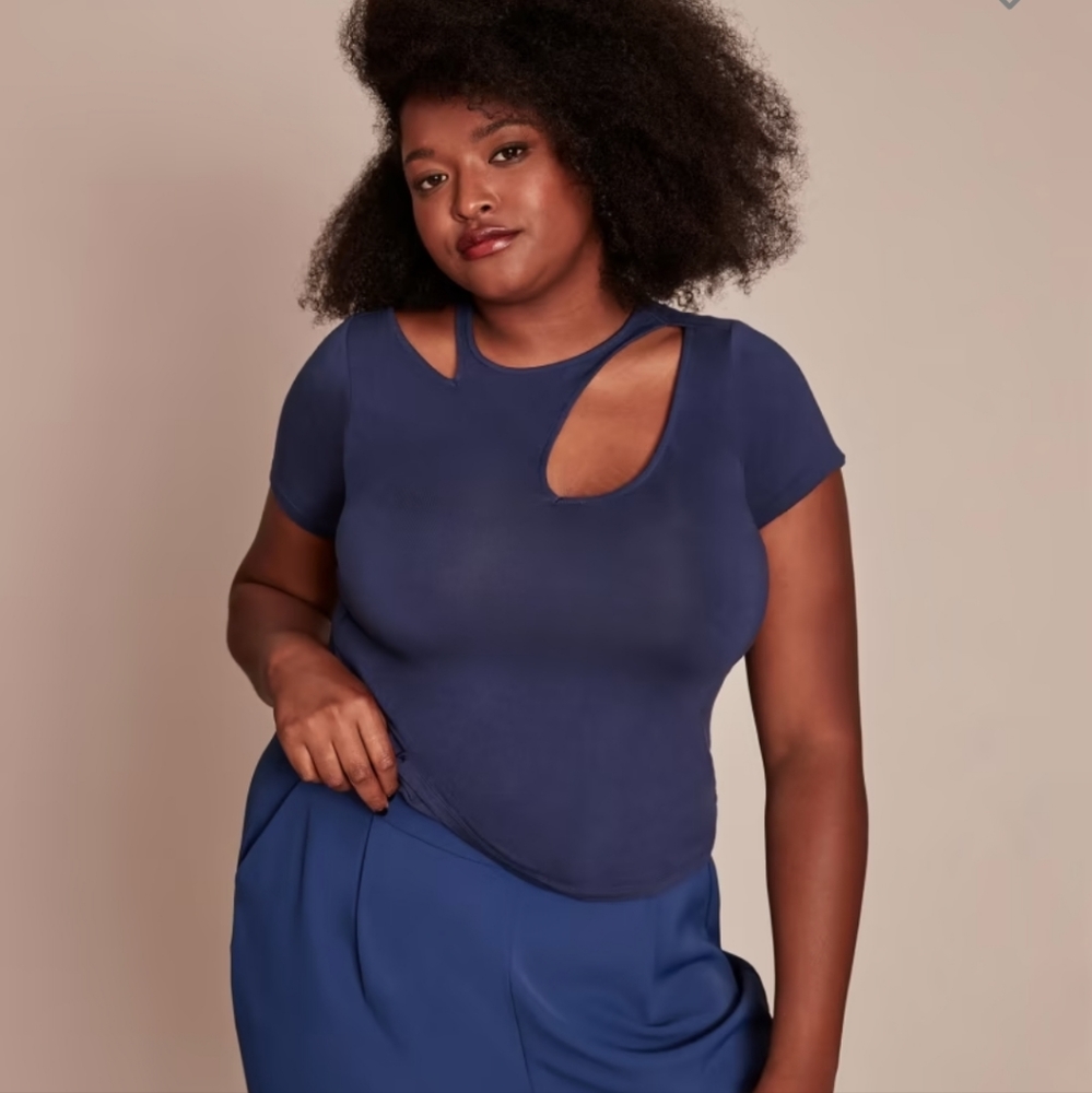 11 honore Diana asymmetrical cutout top Euc